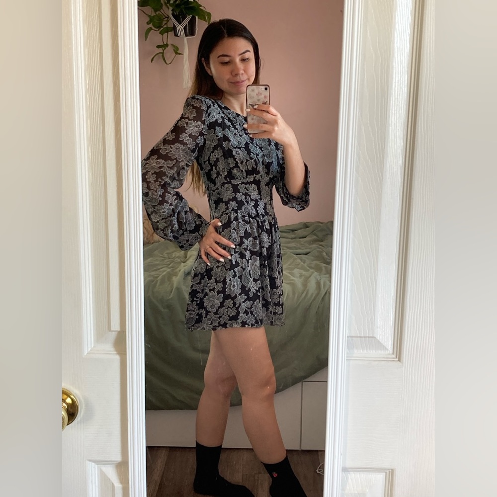 Bethany Mota Floral Black Romper size Small Aero NWT Long Sleeve Smocked